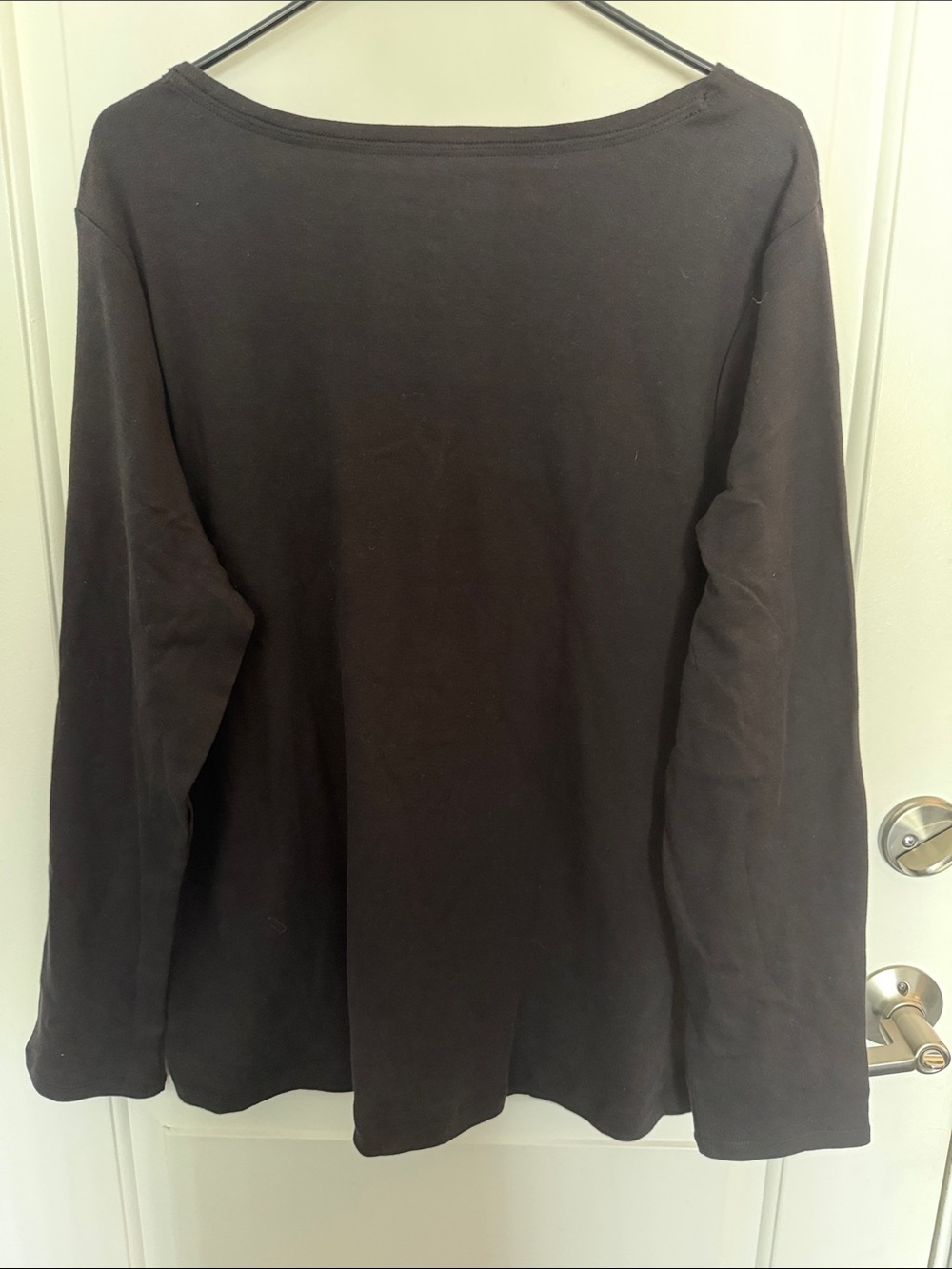 Croft & Barrow Black Long-Sleeve Shirt with Festive Wreath and PEACE Graphic - Picture 2 of 5